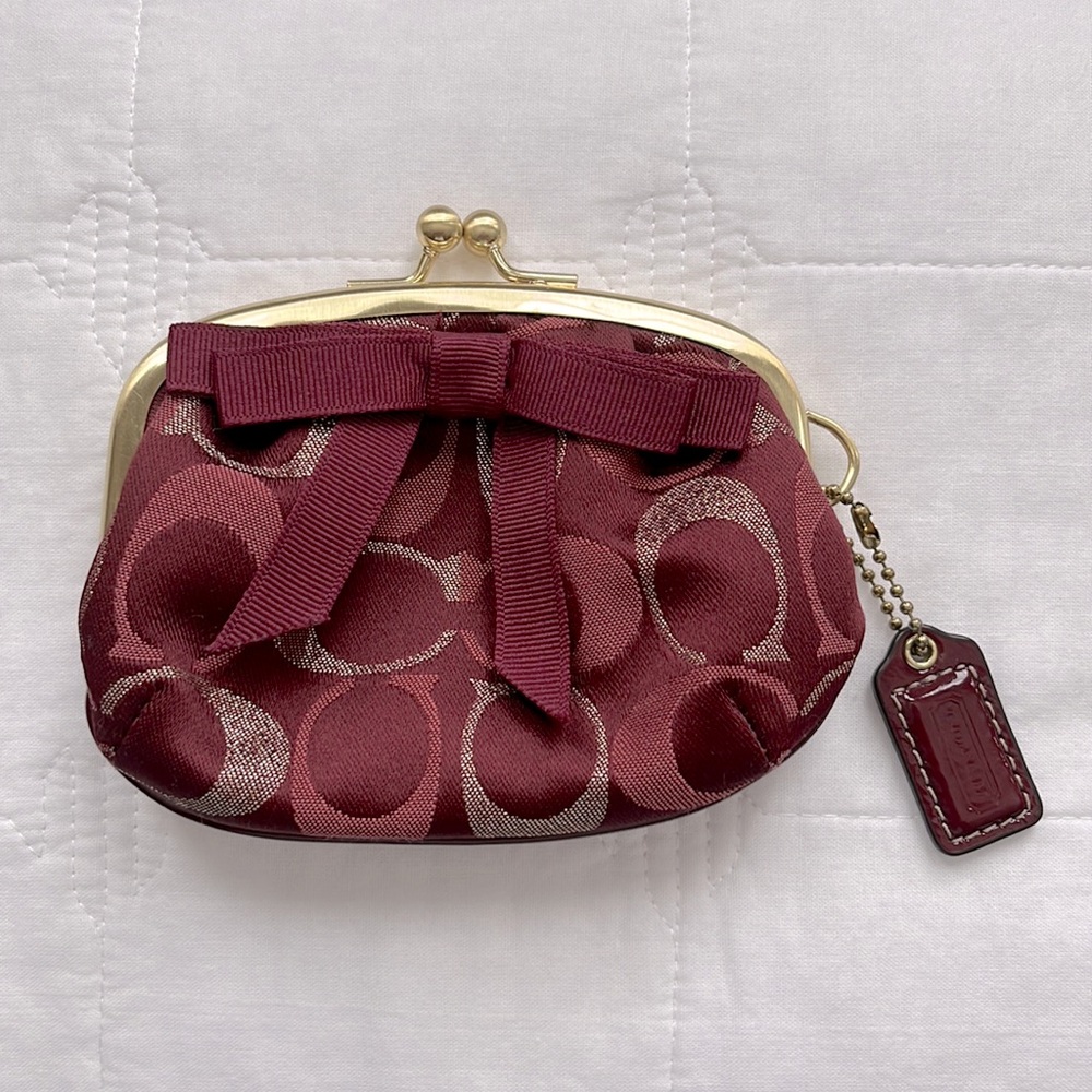 Coach Kiss Lock Coin Purse